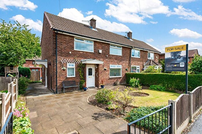 3 Bedroom Semi-Detached House For Sale In Poplar Avenue, Culcheth, Warrington, Cheshire, WA3