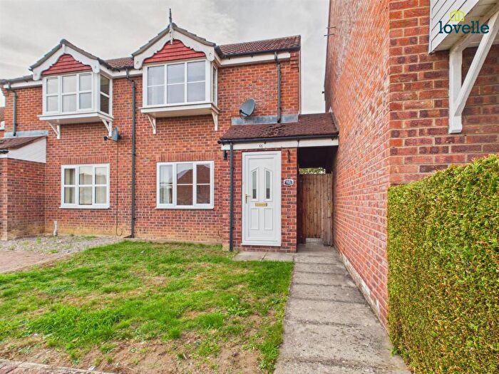 2 Bedroom House To Rent In Heathfield Avenue, Branston, Lincoln, LN4