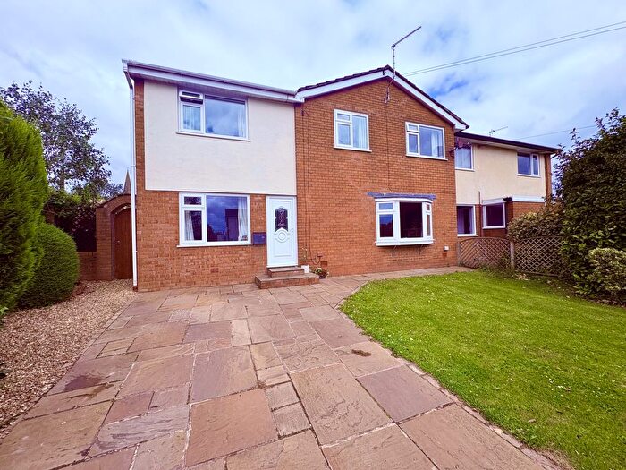4 Bedroom Semi-Detached House For Sale In Highfield Avenue, Inskip, Preston, PR4