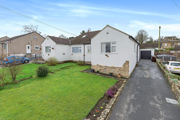 2 Bedroom Bungalow For Sale In Greenside Lane, Cullingworth, BD13