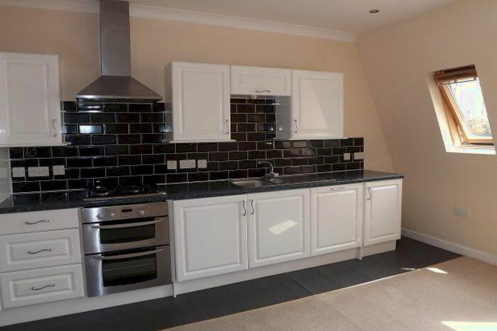 2 Bedroom Flat To Rent In Citadel Road, Plymouth, PL1