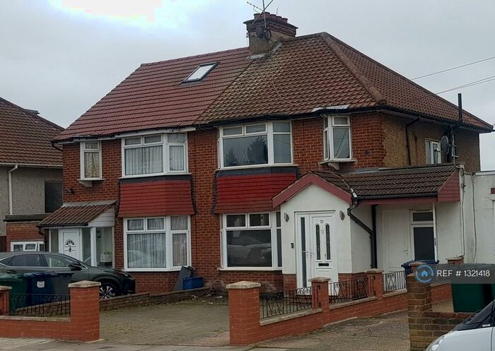 5 Bedroom Semi-Detached House To Rent In Ellesmere Avenue, London, NW7