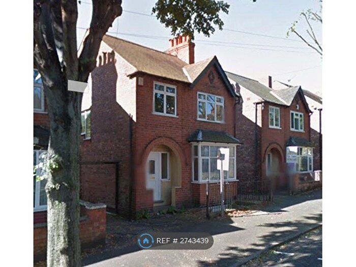 5 Bedroom Detached House To Rent In Harrington Drive, Nottingham, NG7