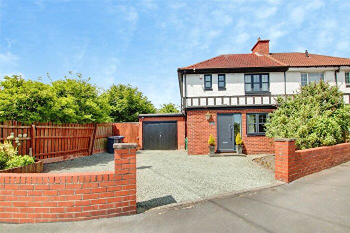3 Bedroom Semi Detached House For Sale In Musgrave Gardens, Gilesgate, Durham, DH1
