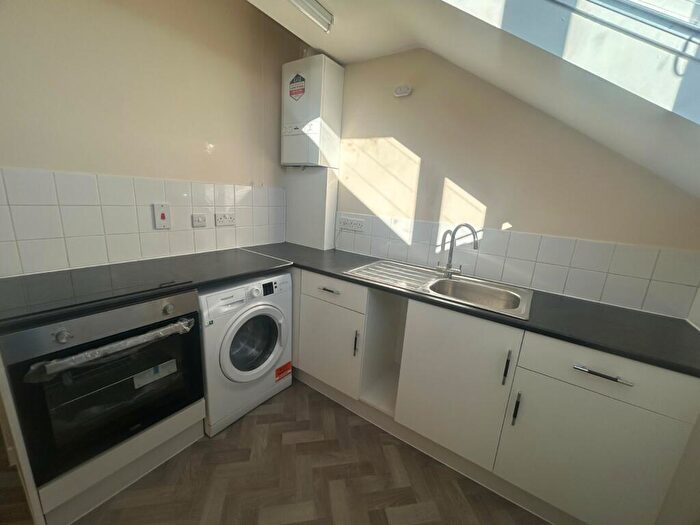 1 Bedroom Flat To Rent In Blackpool Street, Burton-on-Trent, Staffordshire, DE14
