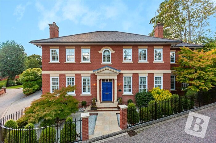 5 Bedroom Detached House For Sale In Thorndon Approach, Herongate, Brentwood, Essex, CM13