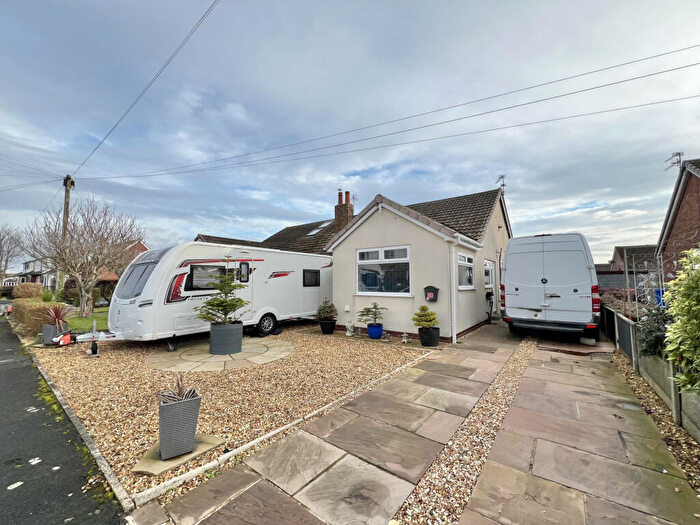 2 Bedroom Bungalow For Sale In Coniston Avenue, Knott End On Sea, FY6
