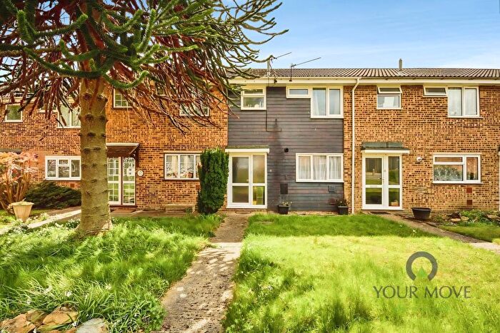 3 Bedroom Terraced House For Sale In Challock Walk, Maidstone, Kent, ME14