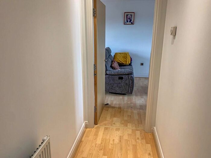 2 Bedroom Apartment To Rent In Shipman Road, Leicester, Leicestershire, LE3