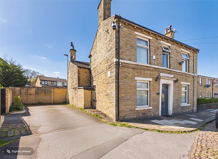 7 Bedroom Detached House For Sale In Bowling Old Lane, Bradford, West Yorkshire, BD5