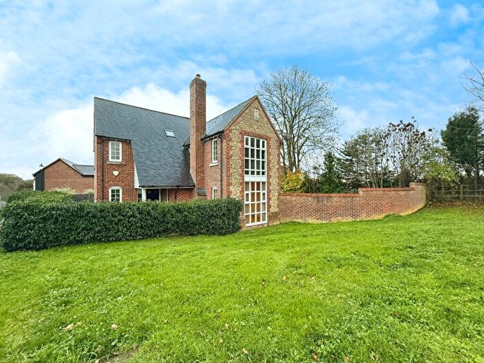 4 Bedroom Detached House To Rent In Meadow View, Redbourn, St Albans, AL3