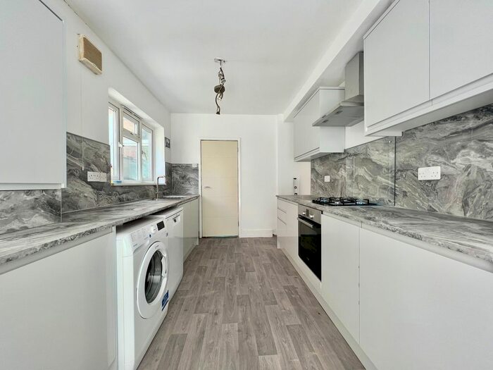 2 Bedroom Terraced House To Rent In Penshurst Road, Thornton Heath, CR7