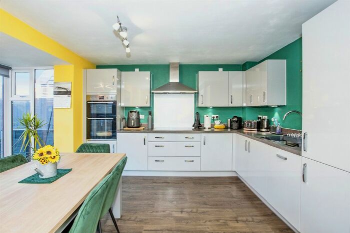 4 Bedroom Detached House For Sale In Shelduck Lane, Thrapston, Kettering, NN14