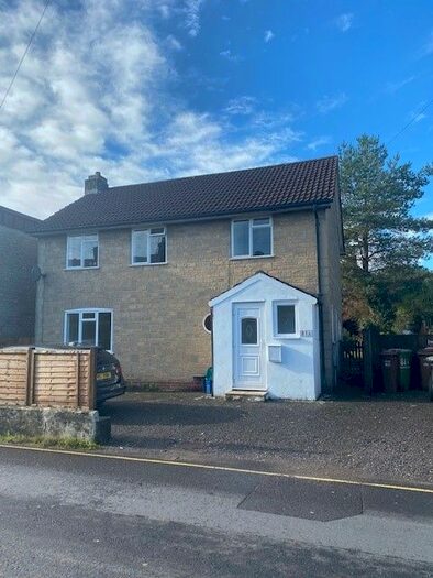 4 Bedroom Detached House To Rent In Keyford, Frome, BA11