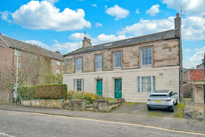 4 Bedroom Flat For Sale In Barossa Place, Perth, PH1