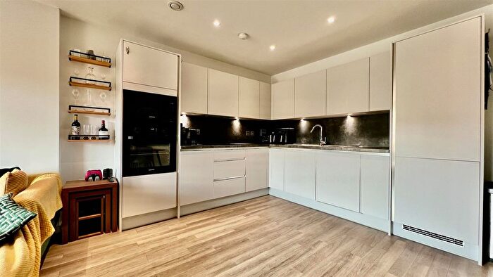2 Bedroom Flat For Sale In Millais Court, Selbourne Avenue, Hounslow, TW3