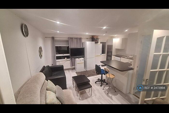 4 Bedroom End Of Terrace House To Rent In Rankin Court, Kilmarnock, KA3