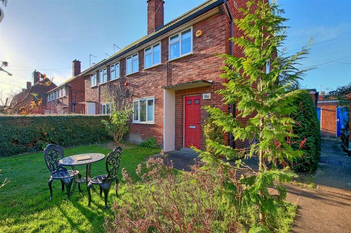 1 Bedroom Maisonette For Sale In Gray Road, Cambridge, CB1