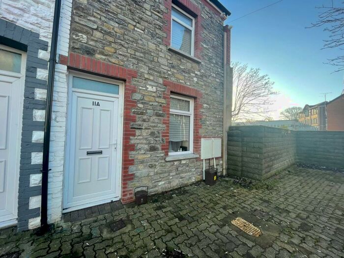 3 Bedroom House To Rent In St Peters Street, Roath, Cardiff, CF24