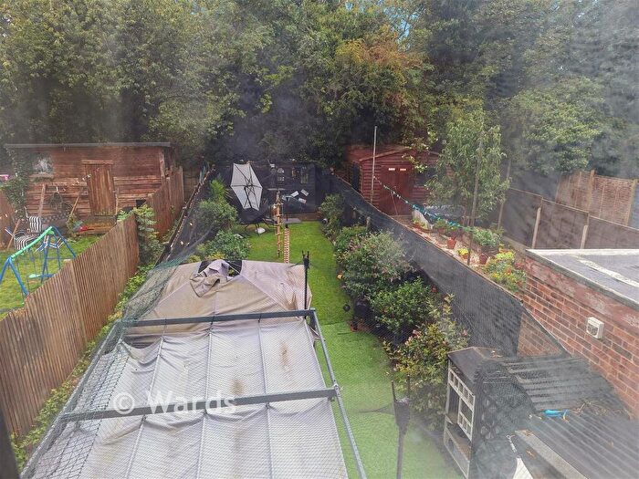 2 Bedroom End Of Terrace House For Sale In Beatty Avenue, Gillingham, Kent, ME7