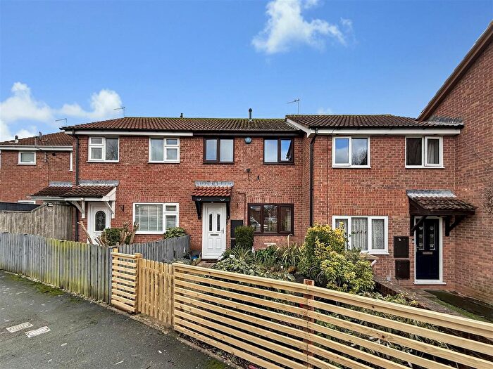 2 Bedroom Terraced House For Sale In The Doves, Broadwey, DT3