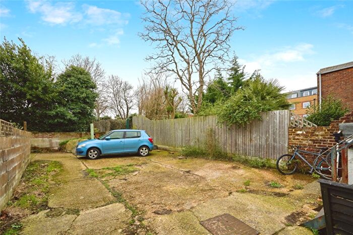 1 Bedroom Flat For Sale In Monkton Street, Ryde, Isle Of Wight, PO33