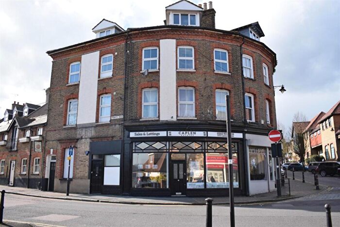 1 Bedroom Flat To Rent In Queens Road, Buckhurst Hill, IG9