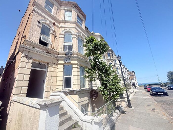 2 Bedroom Flat To Rent In Dalby Square, Cliftonville, Margate, CT9