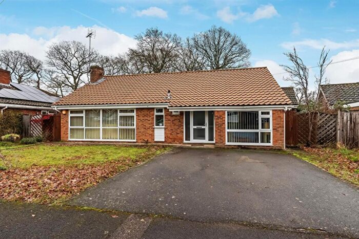 3 Bedroom Detached Bungalow For Sale In Bushy Road, Fetcham, KT22