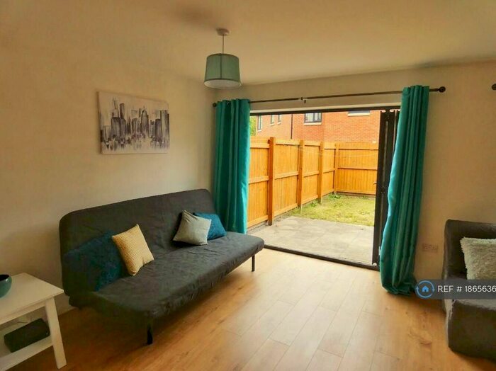 3 Bedroom Terraced House To Rent In Fanny Street Cardiff, Cardiff, CF24