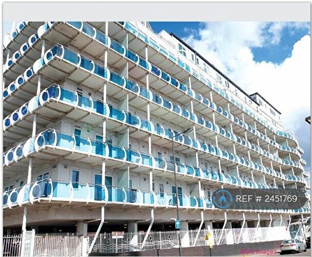 2 Bedroom Flat To Rent In Lyon Road, Harrow, HA1