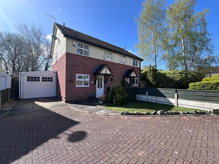 2 Bedroom Semi Detached House For Sale In Tatton Road, Handforth, Wilmslow, SK9