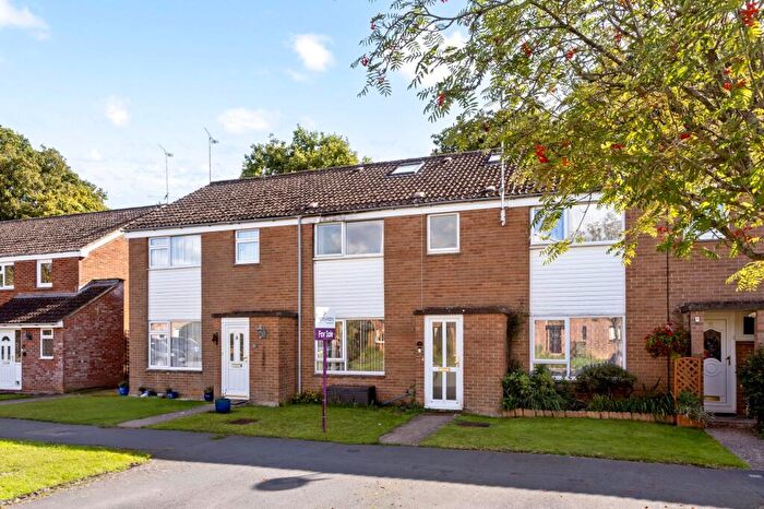 4 Bedroom Terraced House For Sale In Streetfield Road, Slinfold, RH13