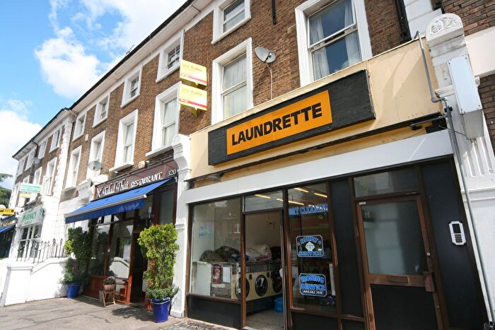 Studio To Rent In Upper Richmond Rd, West Putney, SW15