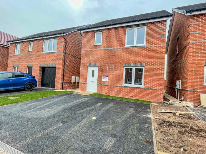 3 Bedroom Detached House To Rent In Foxglove Drive, , Auckley, DN9