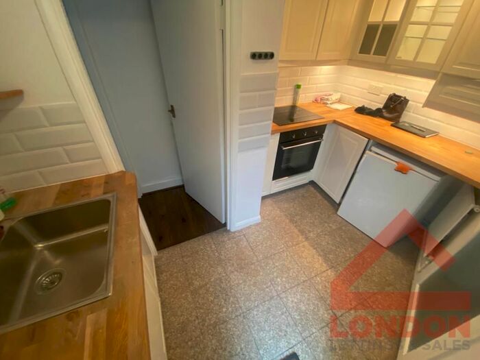 1 Bedroom Flat To Rent In Windmill Road, Croydon, CR0