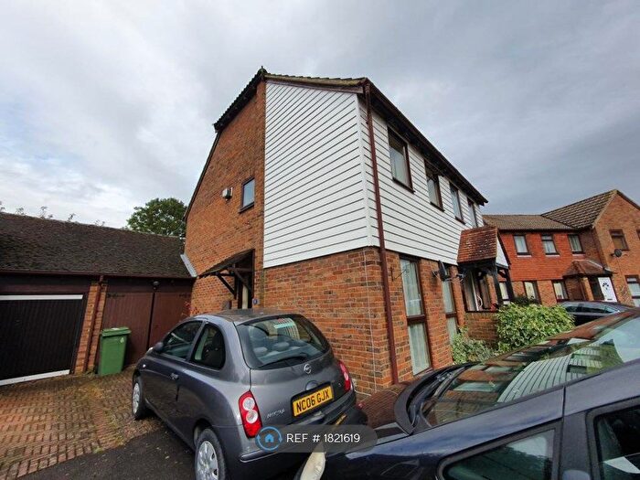 2 Bedroom Semi-Detached House To Rent In Tasker Close, Bearsted, Maidstone, ME15