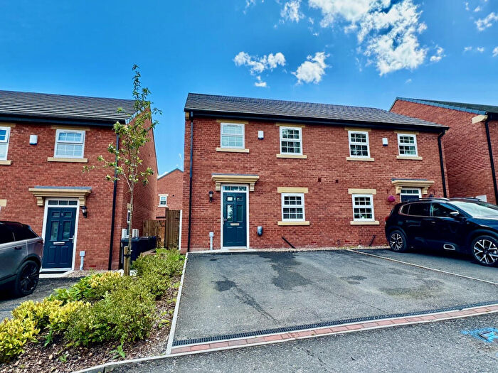 3 Bedroom Semi Detached House For Sale In Mount Vernon Place, Barnsley, S70