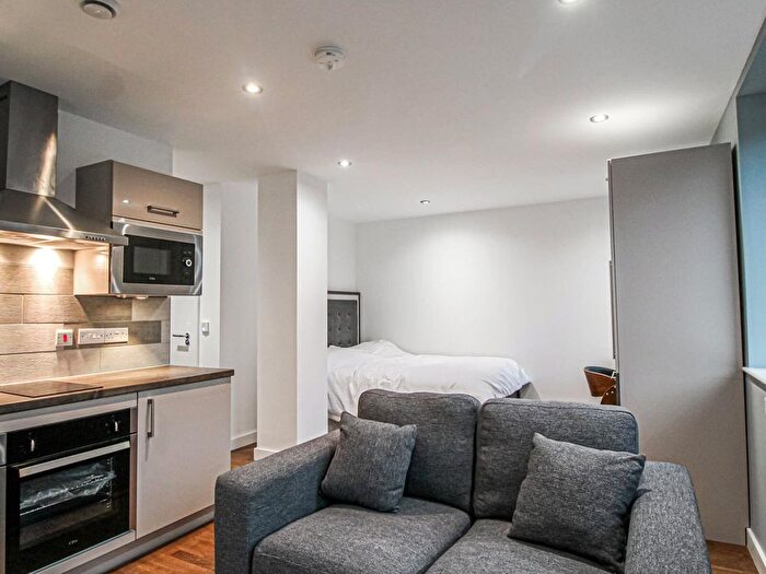 Studio To Rent In Apt, Havana Residence #, LS2