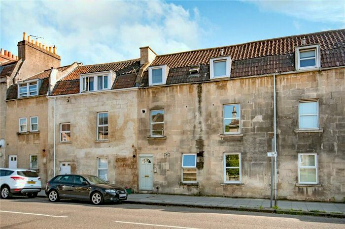 1 Bedroom Apartment To Rent In St. Georges Place, Bath, BA1