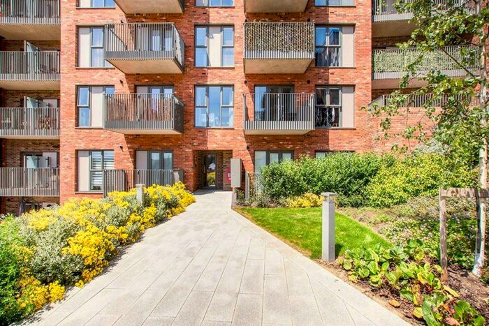 1 Bedroom Flat To Rent In Rosalind Drive, Maidstone, Kent, ME14