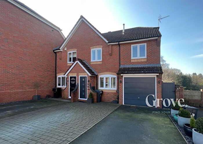 4 Bedroom Semi-Detached House For Sale In Nash Lane, Belbroughton, DY9