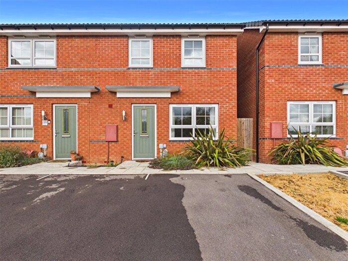 3 Bedroom Semi Detached House For Sale In Pennings Close, Matson, Gloucester, Gloucestershire, GL4