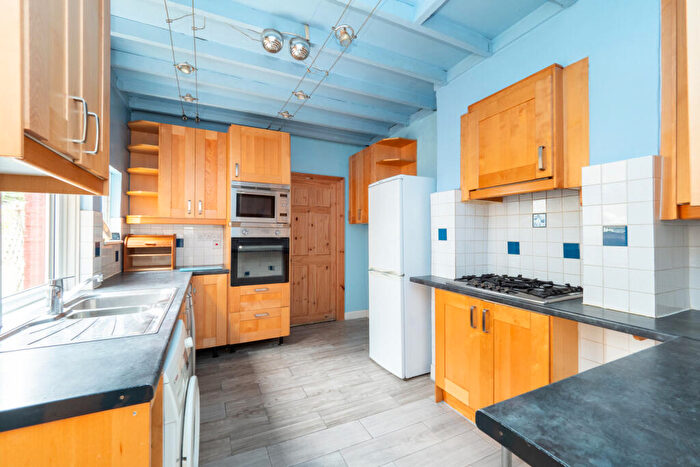 3 Bedroom Semi-Detached House To Rent In Thicket Crescent, Sutton, SM1