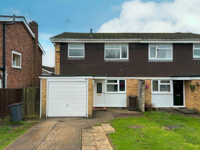 3 Bedroom Semi-Detached House To Rent In Ringwood Drive, North Baddesley, SO52