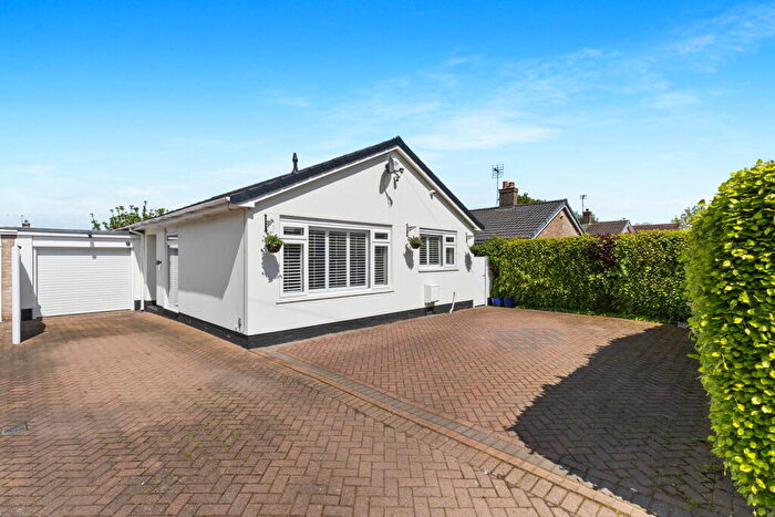 2 Bedroom Detached Bungalow For Sale In Roall Lane, Kellington, Goole, DN14