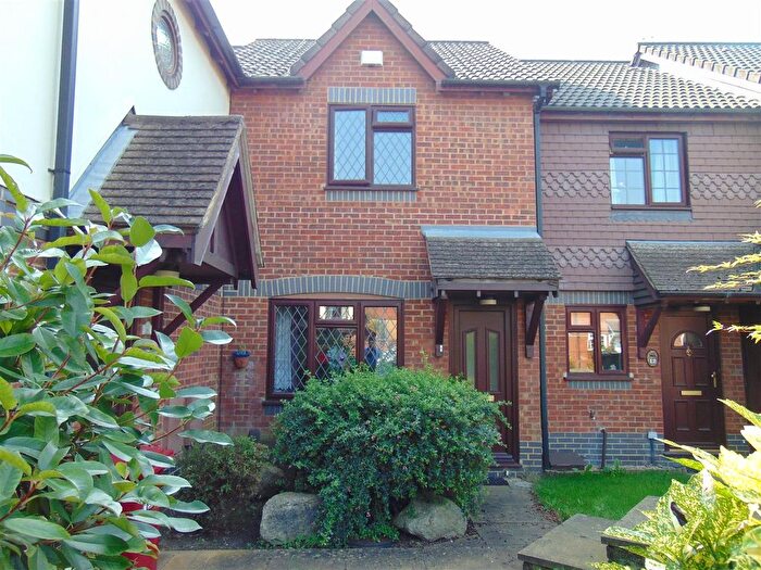 2 Bedroom End Of Terrace House To Rent In Filey Spur, Cippenham, SL1