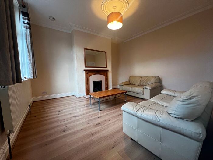 1 Bedroom Terraced House To Rent In Sandhurst Terrace, Harehills, Leeds, LS8