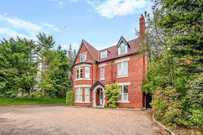 1 Bedroom Flat For Sale In Beckenham Grove, Shortlands, BR2