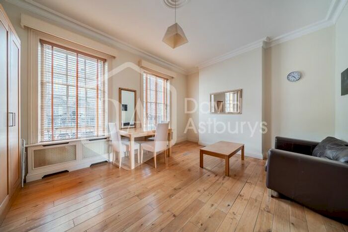 Studio To Rent In St. Chad's Street, King's Cross, London, WC1H